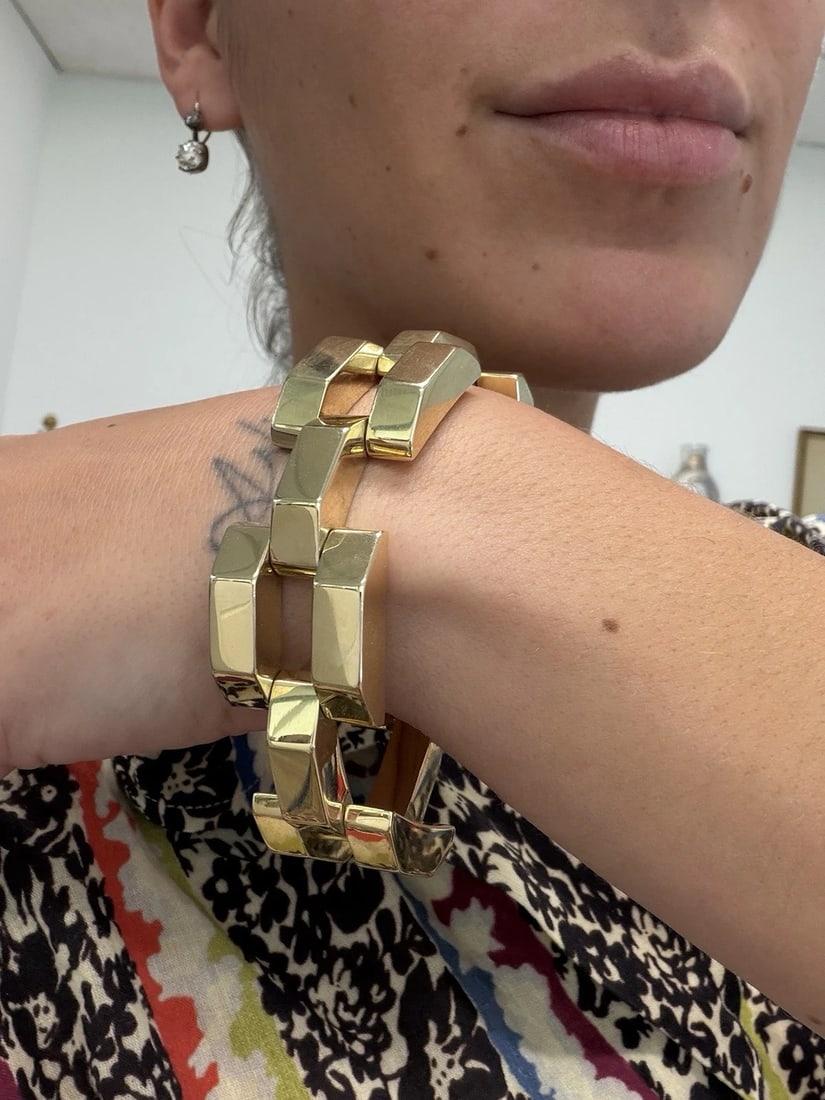 TIFFANY & CO. Retro 1940s 14k Yellow Gold Tank Bracelet Rare: Condition: Pre-owned - Excellent: This item has been previously worn; however, it is in excellent condition. Any signs of wear should be shown and described in the seller’s listing. ,Brand: Tiffany