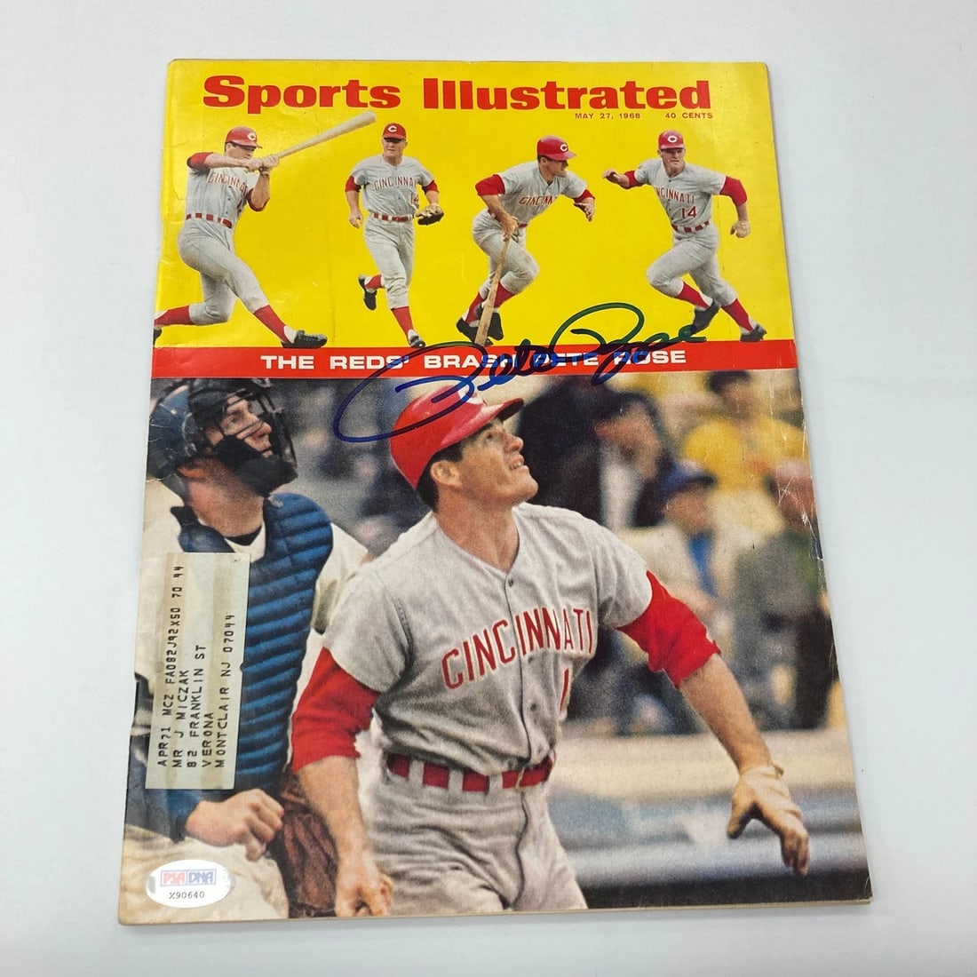 Pete Rose Signed Vintage 1968 First Sports Illustrated Magazine PSA DNA: Sport: Baseball,Player: Pete Rose,Signed: Yes,Original/Reprint: Original,Autograph Authentication: Professional Sports Authenticator (PSA),Product: Magazine,Team: Cincinnati Reds,Country of Origin: Un