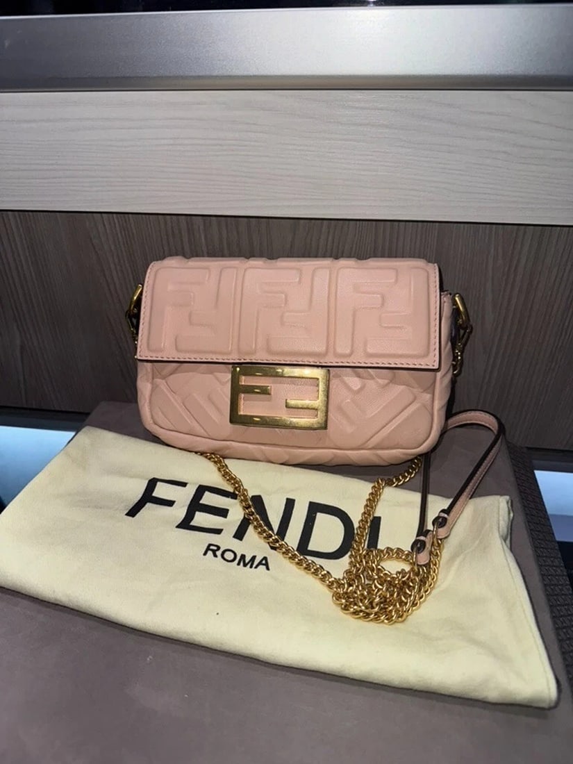 Fendi Mini Baguette Pale Pink Nappa Crossbody (1 of 9)