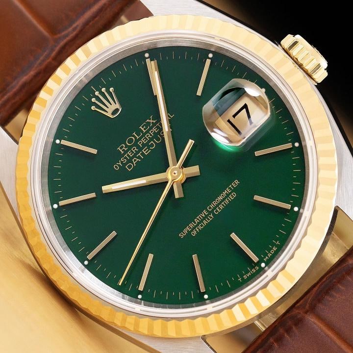 ROLEX MENS DATEJUST 16233 18K GOLD STEEL GREEN DIAL WATCH w/ BROWN LEATHER BAND: This is an authentic Rolex Datejust 16233 watch with Rolex stick dial Ref., Rolex 18K yellow gold fluted bezel, and custom genuine brown leather strap. Descriptions: Brand: Rolex Model: Datejust Refer