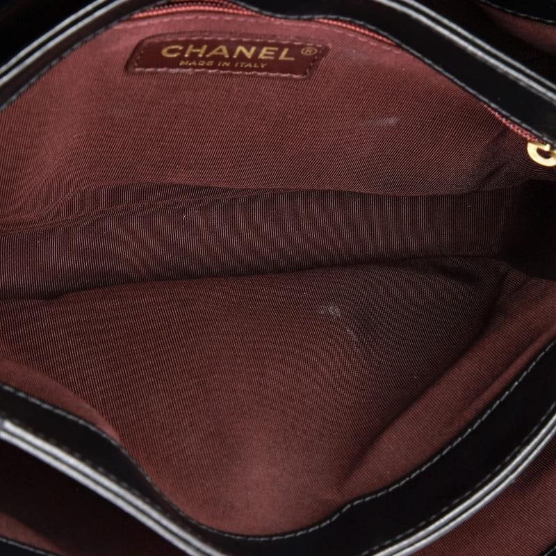Chanel Around The Corner Flap Bag Quilted Lambskin Medium - 5