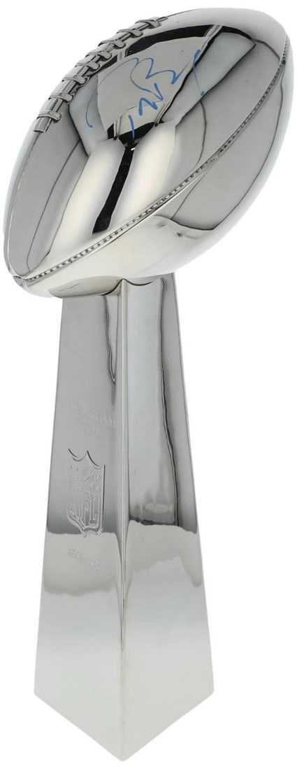 Tom Brady Signed Full Size Super Bowl LI Vince Lombardi Trophy JSA COA: Sport: Football,Player: Tom Brady,Signed: Yes,Original/Reprint: Original,Autograph Authentication: James Spence Authentication (JSA),Product: Ball,Team: New England Patriots 