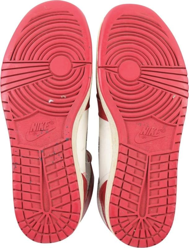 Michael Jordan Rookie Signed Pair Of 1985 Nike Jordan 1 Shoes Sneakers PSA DNA - 9