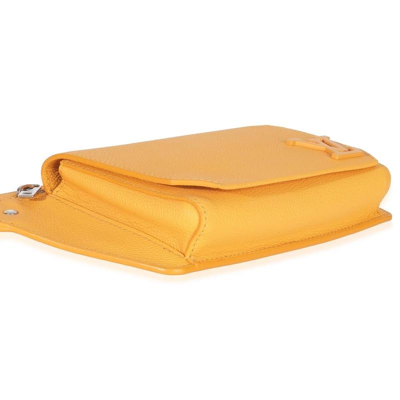 Louis Vuitton Safran Yellow Grained Calfskin Aerogram Takeoff Slingbag - 6