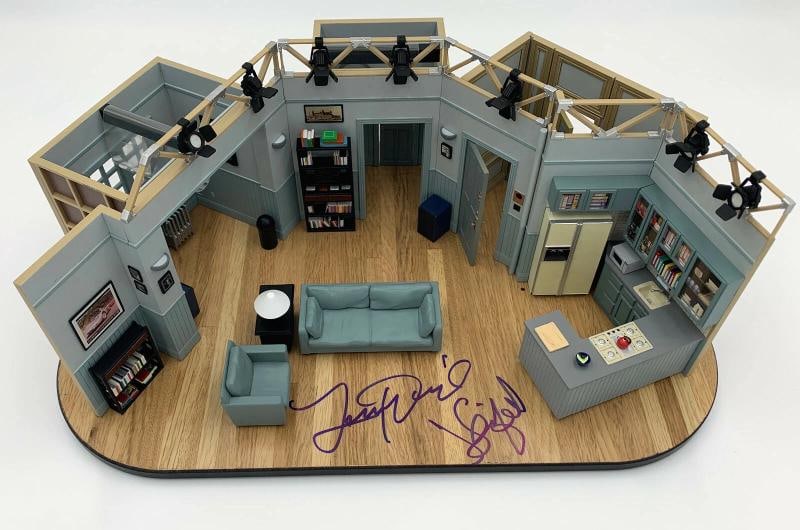 JERRY SEINFELD & LARRY DAVID SIGNED SEINFELD APARTMENT SET REPLICA BECKETT BAS: Autograph Authentication: Beckett,Industry: Television,Object Type: REPLICA SET,Original/Reproduction: Original,Country of Origin: United States 