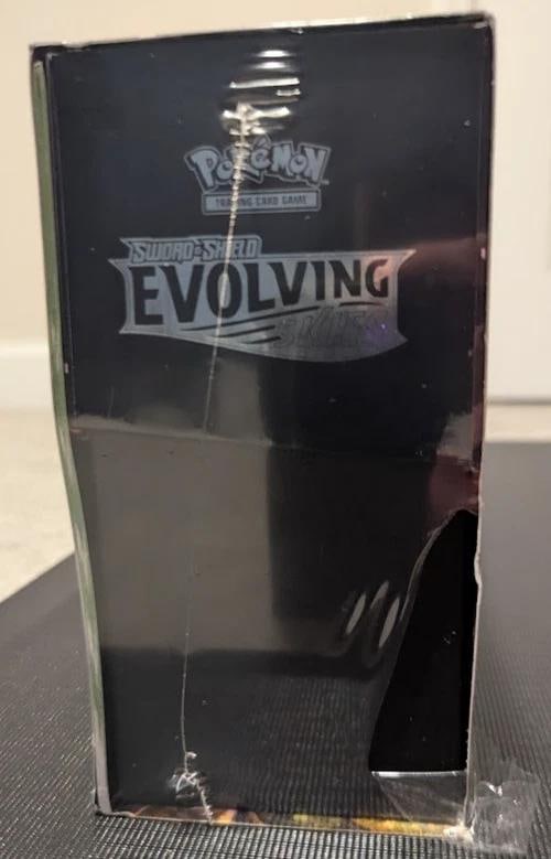1 box of PokÃƒÂ©mon TCG Evolving Skies Elite Trainer Boxes Sealed ETBs: DESC TEA - 3
