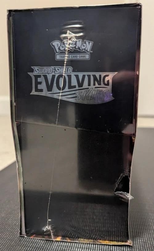1 box of PokÃƒÂ©mon TCG Evolving Skies Elite Trainer Boxes Sealed ETBs: DESC TEA - 5