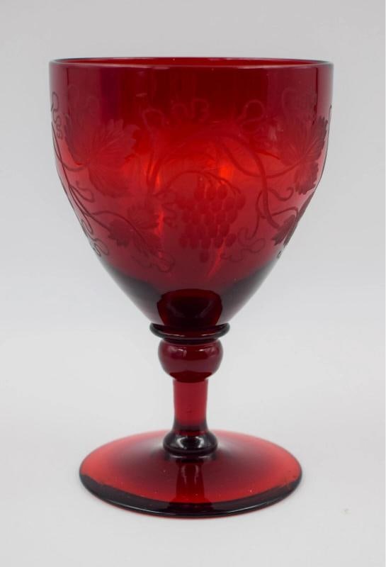 Steuben Selenium Red Vintage Engraved Water Goblet - Grapes - 3