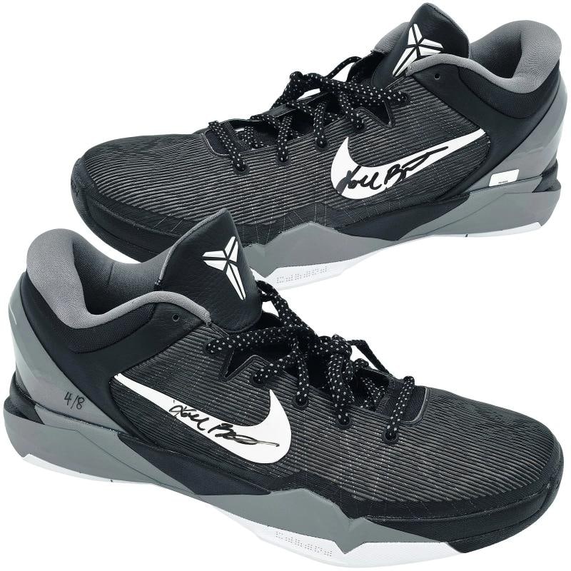 Kobe Bryant Dual Signed Black/Grey 2011-12 Nike Kobe VII Shoes Size 14 #/8 Panini: Player: Kobe Bryant,Team: Los Angeles Lakers,Sport: Basketball-NBA,Product: Memorabilia,Signed: Yes,Original/Reprint: Original,Country of Origin: United States 