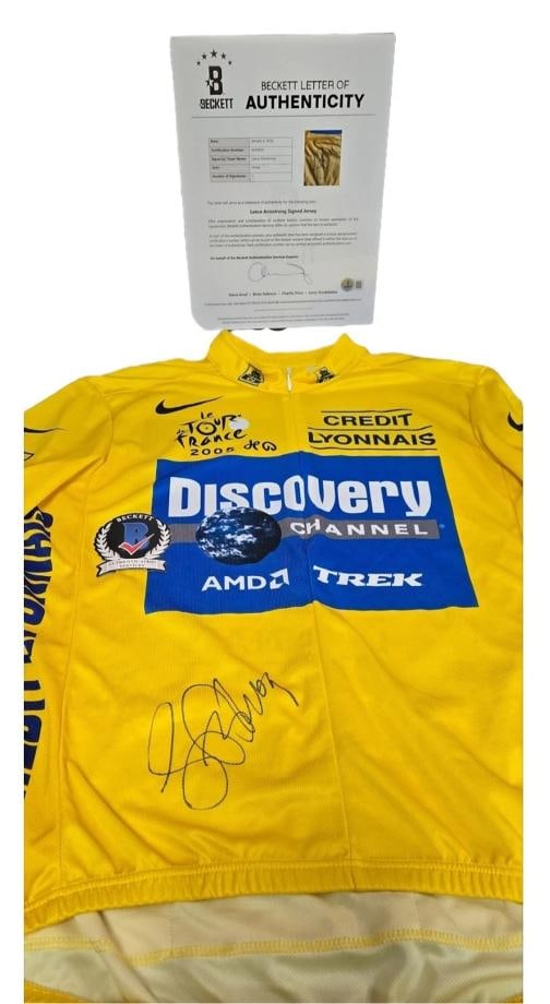 Lance Armstrong Signed Autograph Tour De France Discovery Jersey Beckett Bas: Player: Lance Armstrong,Sport: Cycling,Signed: Yes,Original/Reprint: Original,Autograph Authentication: Beckett Authentication Services (BAS),Product: Jersey,Country of Origin: United States 