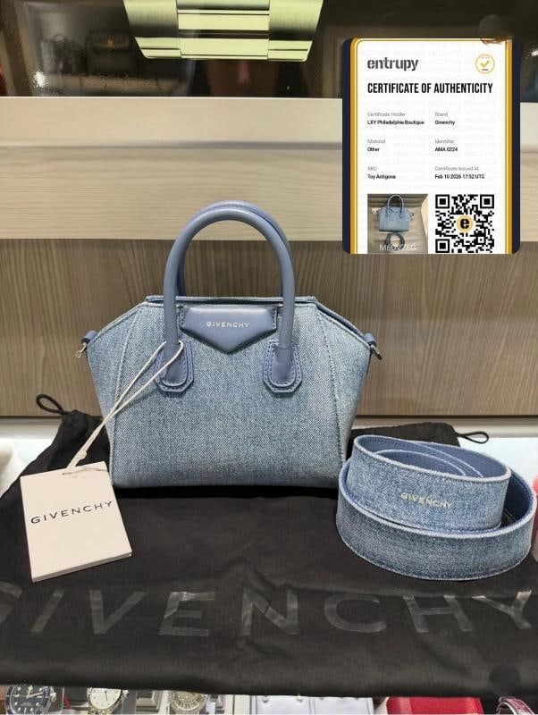 Givenchy Toy Antigona Denim Bag: Condition: Pre-owned - Excellent,Brand: Givenchy,Department: Women,Model: givenchy toy,Exterior Color: Denim,Style: Satchel/Top Handle Bag,Exterior Material: Denim fabric exterior with leather