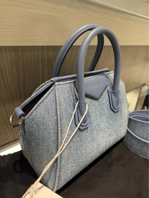 Givenchy Toy Antigona Denim Bag - 2