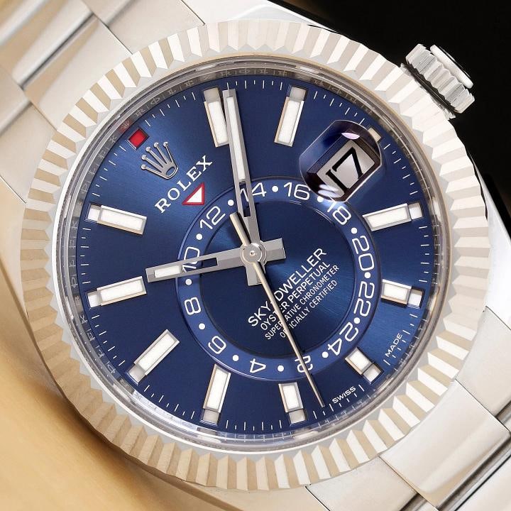 2023 CARD ROLEX MENS BLUE SKY-DWELLER 326934 42MM 18K GOLD STEEL OYSTER WATCH: This is an authentic Rolex Sky-Dweller 42 mm 326934 watch with blue index dial, stainless steel oyster bracelet, 18K white gold fluted bezel, and Rolex warranty card. Descriptions: Brand: Rolex