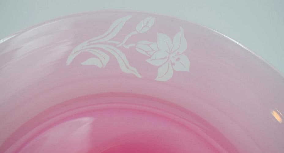 Steuben Rosaline Art Glass Dessert Plate, Circa 1920 - 3