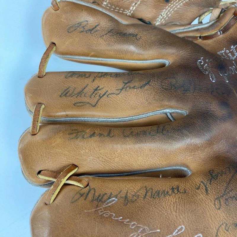 1954 New York Yankees Team Signed Baseball Glove 55 Sigs Mickey Mantle PSA DNA - 19