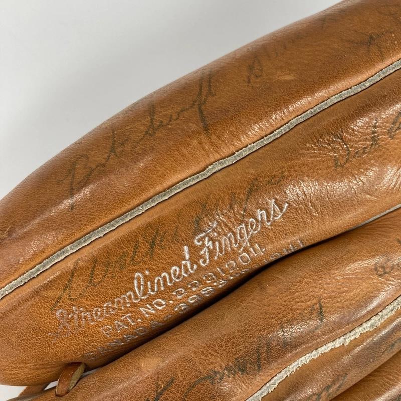 1954 New York Yankees Team Signed Baseball Glove 55 Sigs Mickey Mantle PSA DNA - 8