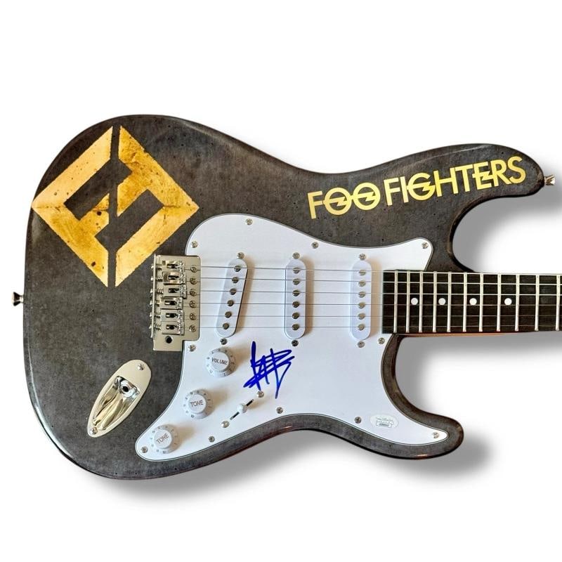 FOO FIGHTERS Signed Guitar SET OF 5! JSA COA Dave Grohl Taylor Hawkins Smear +2 - 5