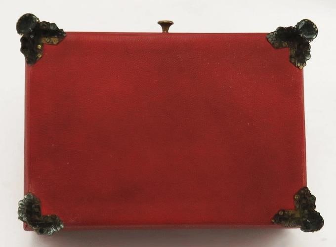 Immaculate Antique English Regency Silk Lined Leather Bound Wooden Gilded Box - 9