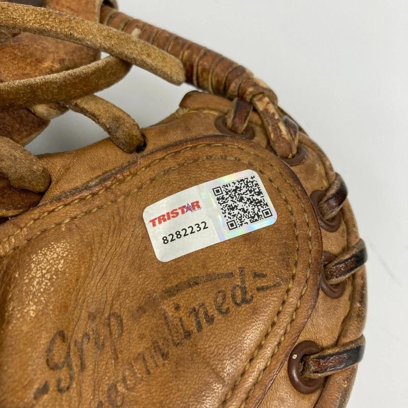 Johnny Bench Signed 1968 Rookie Game Issued Catcher's Mitt Gove JSA COA - 11