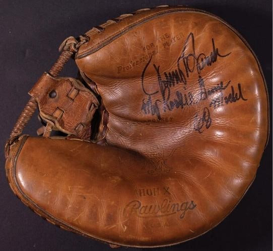 Johnny Bench Signed 1968 Rookie Game Issued Catcher's Mitt Gove JSA COA - 2