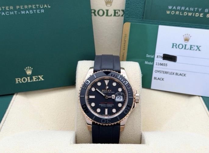 Rolex Yacht Master Oysterflex 116655 40mm Black Dial 18k Rose Gold Box Paper: Style Number: 116655 Year: 2019 Model: Rolex Yacht-Master Case Material: 18k Rose Gold Band: Rolex Oysterflex Bezel: Black Ceramic Dial: Black Crystal: Sapphire Case Size: 40mm 