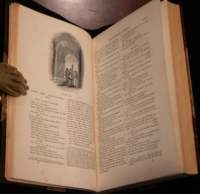 William Shakespeare / Pictorial Edition of the Works of Shakspere Edited 1860 - 9