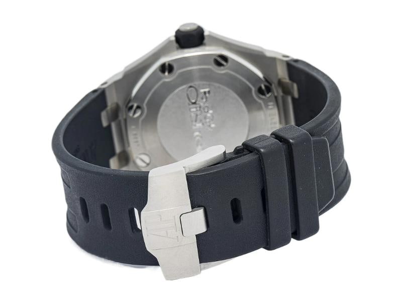 Audemars Piguet Royal Oak Offshore Diver 15703ST SS Black Dial Auto Men's 42mm - 5
