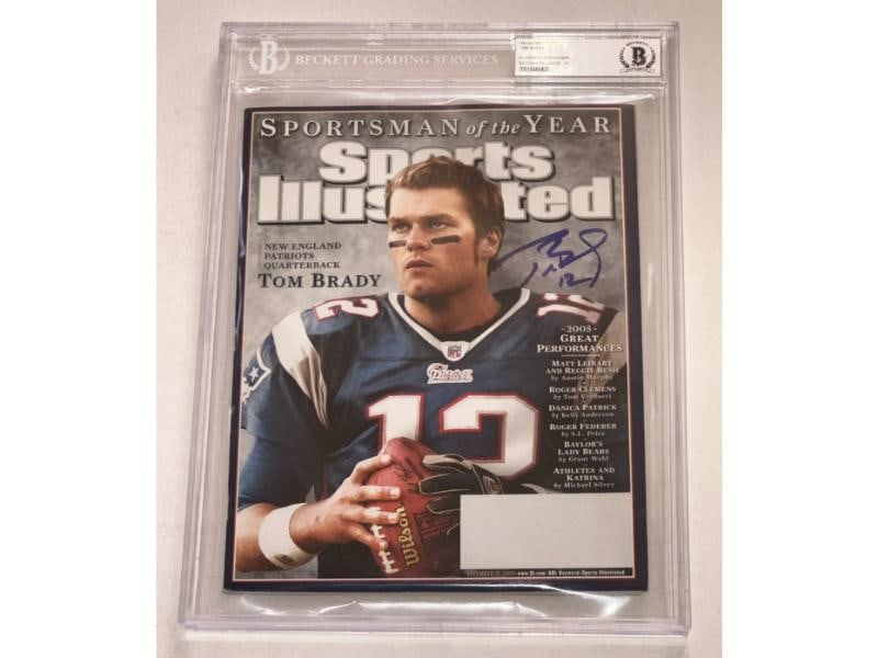 TOM BRADY Signed 12/12/05 SPORTS ILLUSTRATED Encapsulated BAS AUTO 10: Sport: Football,Player: Tom Brady,Signed: Yes,Original/Reprint: Original,Autograph Authentication: Beckett Authentication Services (BAS),Product: Magazine,Team: New England Patriots,Country of