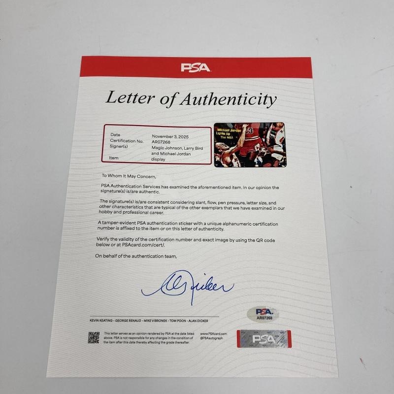 Michael Jordan, Larry Bird & Magic Johnson Signed Sports Illustrated Covers PSA - 15