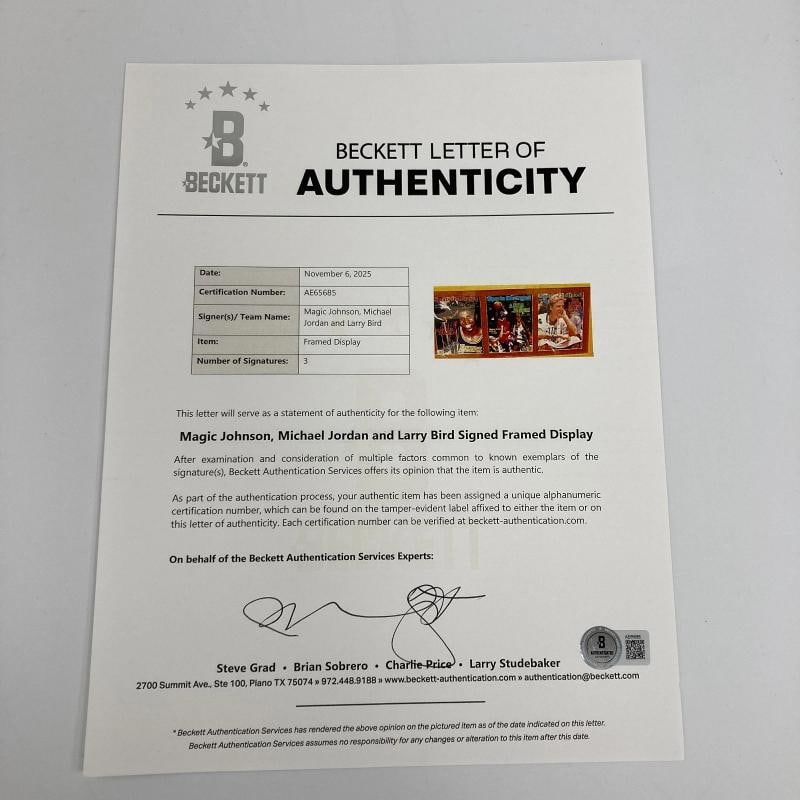 Michael Jordan, Larry Bird & Magic Johnson Signed Sports Illustrated Covers PSA - 16