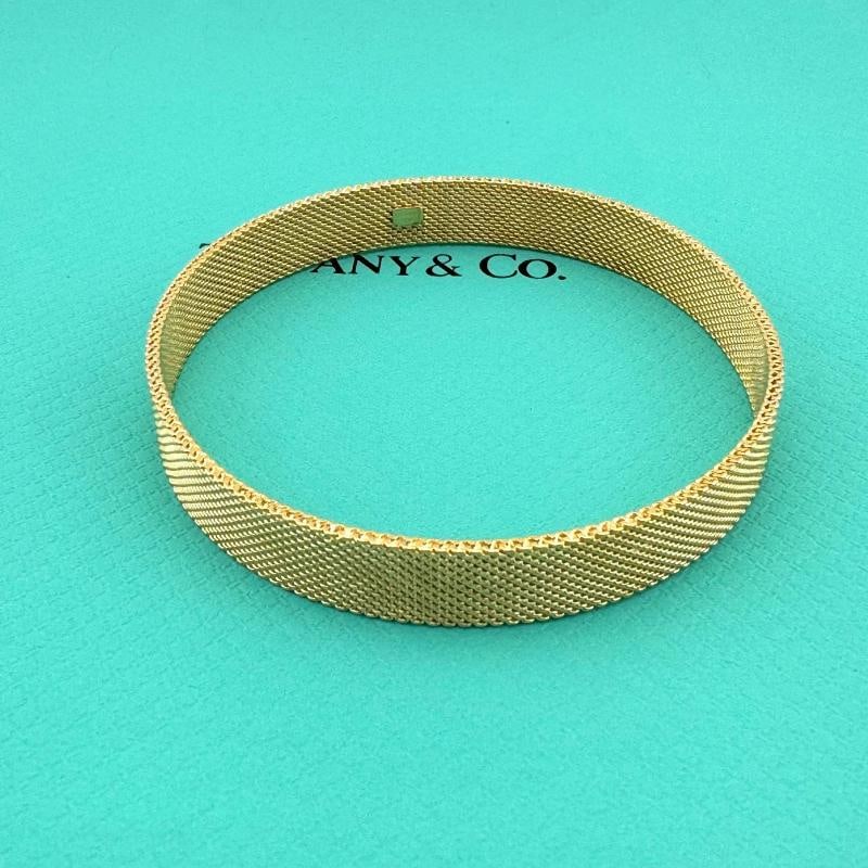 Tiffany & Co Somerset Mesh 18k Yellow Gold Bangle - 8
