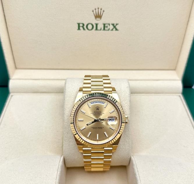 Rolex President Day Date 228238 40mm Champagne Dial 18K Yellow Gold Box Papers - 2