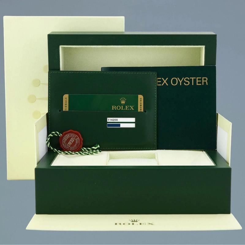 2019 PAPERS MINT Rolex Oyster Perpetual 34mm Green Oyster 114200 Watch Box - 7