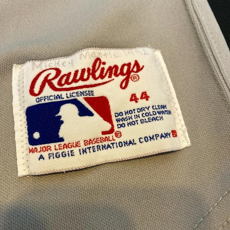 Mickey Mantle 1956, 1957, 1962 MVP Signed New York Yankees Jersey Beckett COA - 6