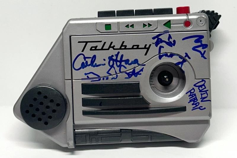 MACAULAY CULKIN O'HARA STERN CURRY BUZZ Signed Autograph Home Alone Talkboy BAS: Industry: Movies,Original/Reproduction: Original,Country of Origin: United States 