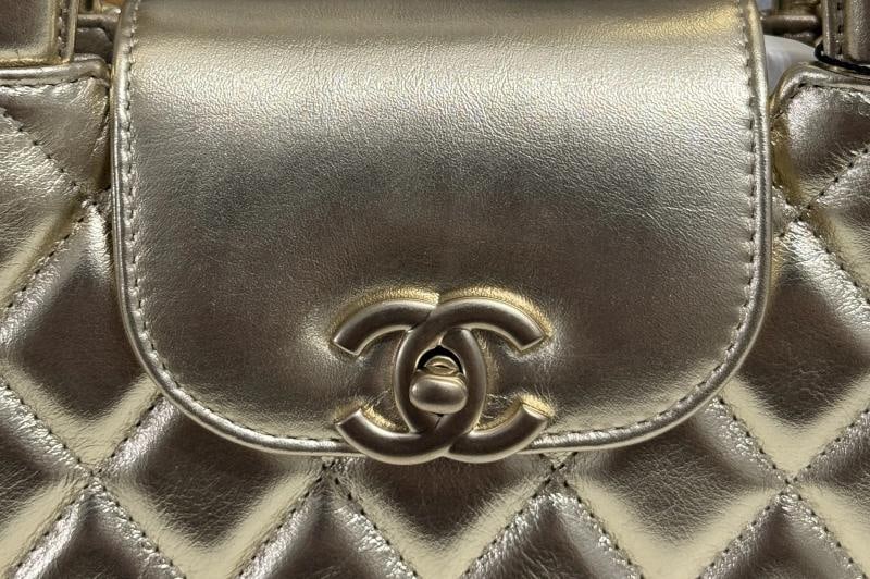 CHANEL Kelly Mini Black Shiny Gold Bag 25 new Purse quilted flap Handbag - 3