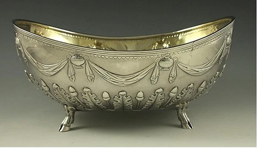 Antique 1836 English Georgian Sterling Silver Acorn Oak Leaf Bowl/Dish Set - 2