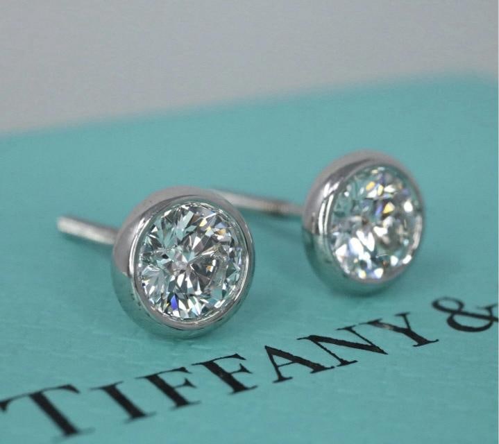 Tiffany & Co Peretti Plat .90ct VS1 Round Diamond By The Yard Stud Earrings - 3