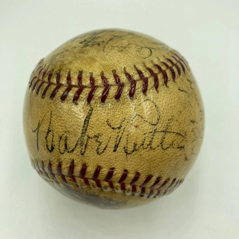 Babe Ruth & Lou Gehrig Sweet Spot 1934 Yankees Team Signed Baseball JSA COA - 2