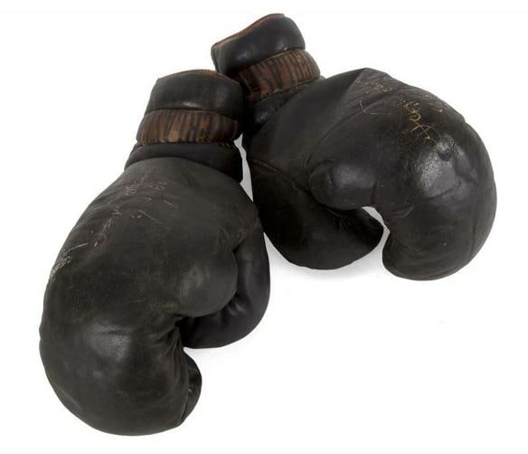 Floyd Patterson Signed & Dated Vintage 1960 Everlast Boxing Gloves Pair JSA COA: Sport: Boxing,Player: Floyd Patterson,Autograph Authentication: James Spence (JSA),Original/Reprint: Original,Product: Glove,Country of Origin: United States