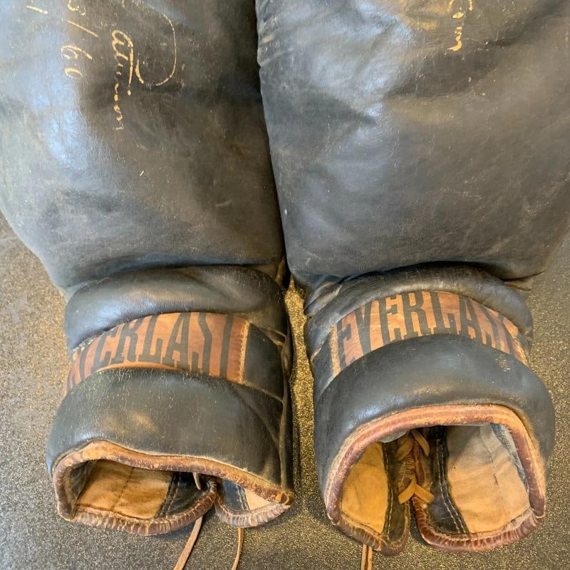 Floyd Patterson Signed & Dated Vintage 1960 Everlast Boxing Gloves Pair JSA COA - 8