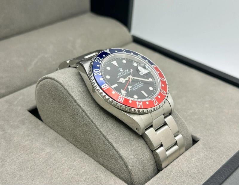 Rolex GMT Master II Pepsi 16710 40mm Black Dial Red Blue Bezel Stainless Steel - 4