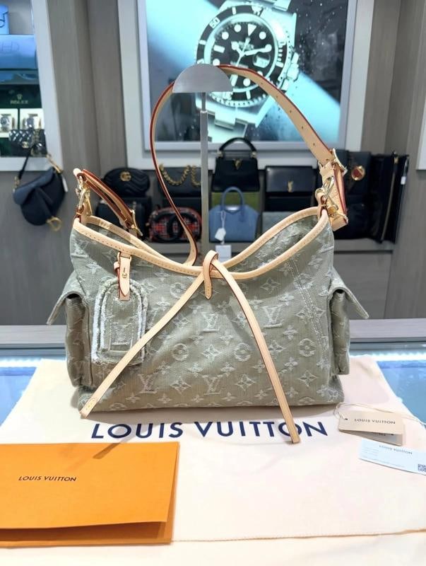 Louis Vuitton Carryall Cargo PM Khaki Denim Unworn 2026 (1 of 10)