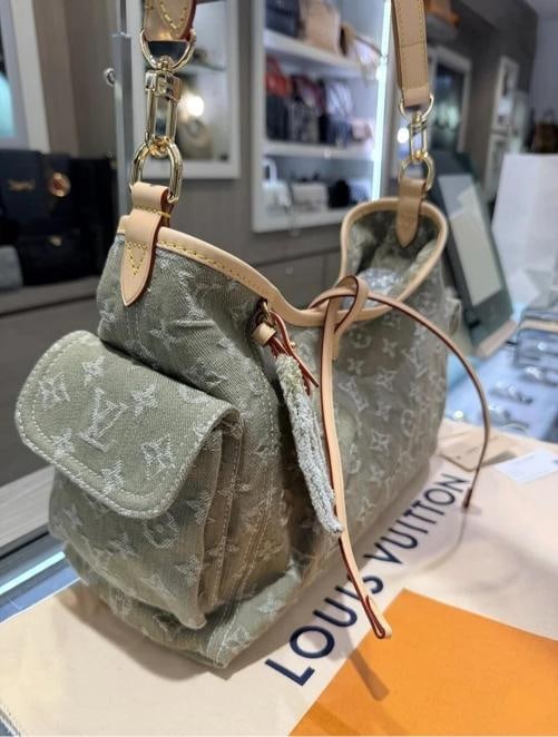 Louis Vuitton Carryall Cargo PM Khaki Denim Unworn 2026 - 3