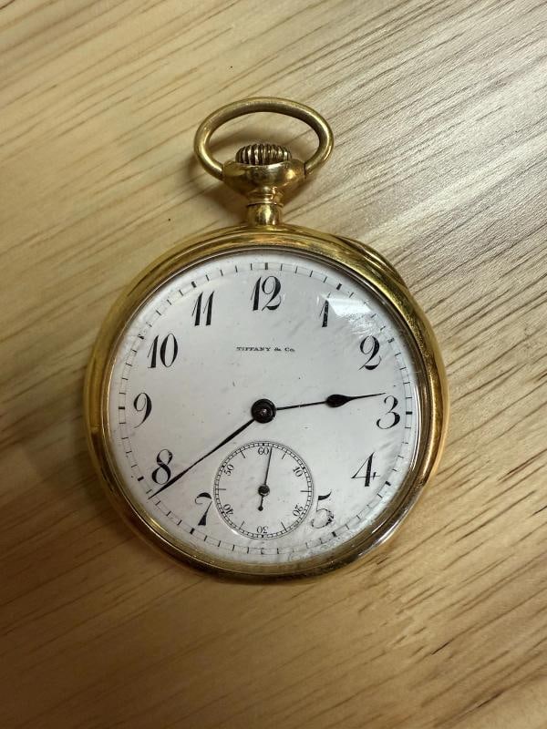 Tiffany & Co 18k Yellow Gold Pocket Watch: Serial number matches on all parts of the case as well as the movement. I haven¢â‚¬â„¢t dismantled the movement, but I have seen identical Swiss movements that