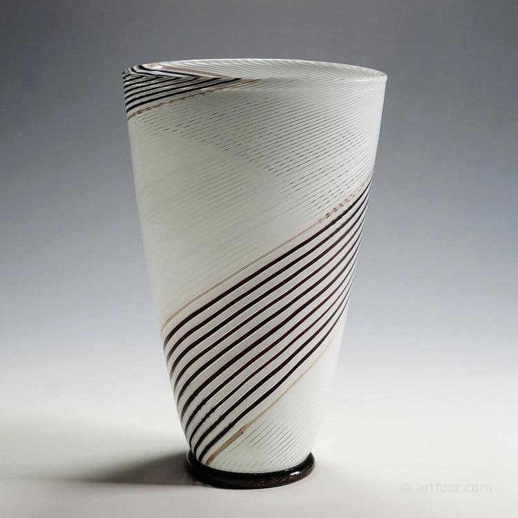 Dino Martens for Aureliano Toso Vase in Filigree Glass ca. 1950s - 3