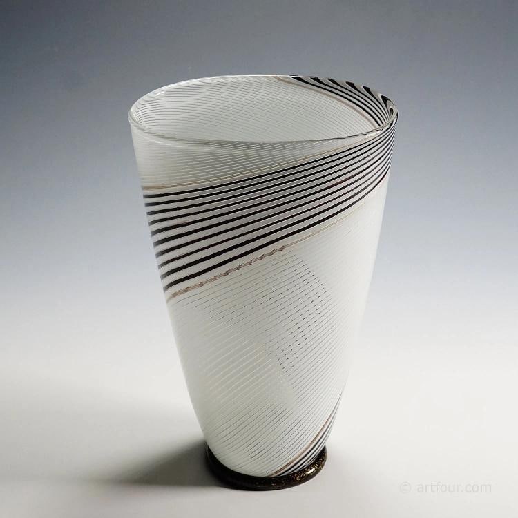 Dino Martens for Aureliano Toso Vase in Filigree Glass ca. 1950s - 5