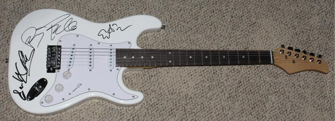 JANE'S ADDICTION BAND SIGNED ELECTRIC GUITAR x4 BECKETT COA PERRY DAVE NAVARRO++ - 4