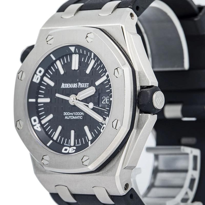 Audemars Piguet Royal Oak Offshore Diver 15703ST SS Black Dial Auto Men's 42mm - 3