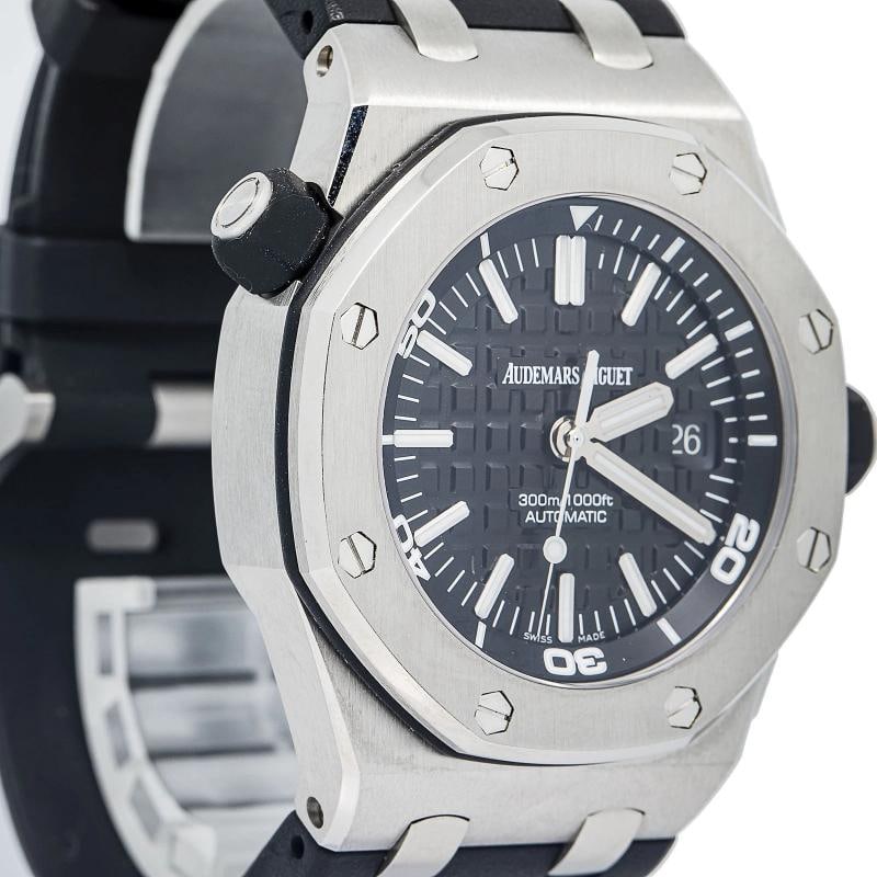 Audemars Piguet Royal Oak Offshore Diver 15703ST SS Black Dial Auto Men's 42mm - 4
